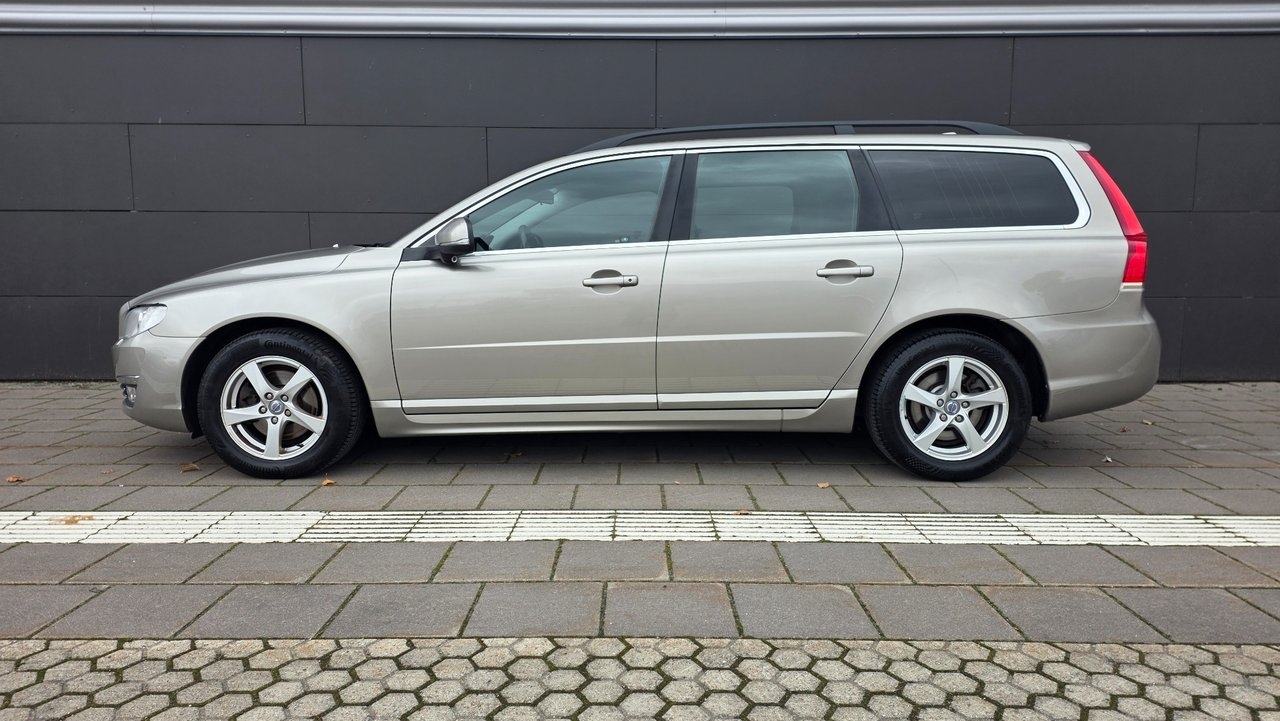 Volvo V70 D4 2015, kuva 2/10