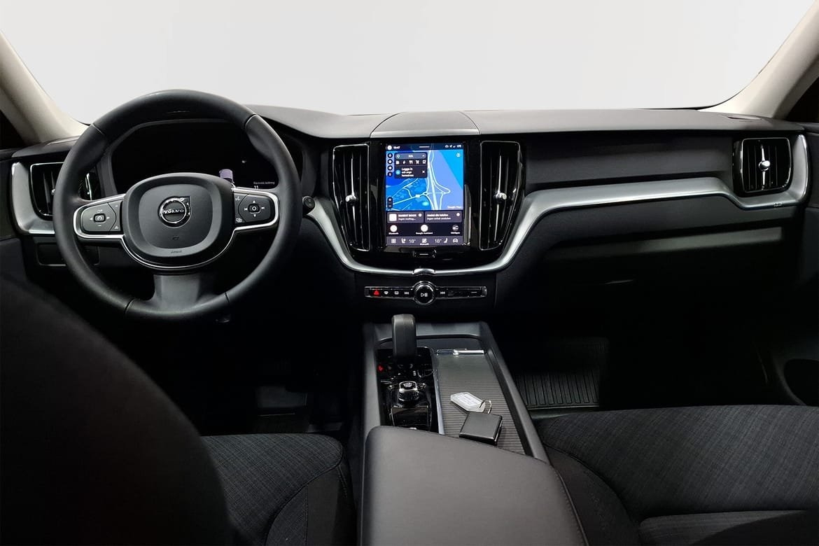 Volvo XC60 T6 Core Edition 2024, bild 6/10
