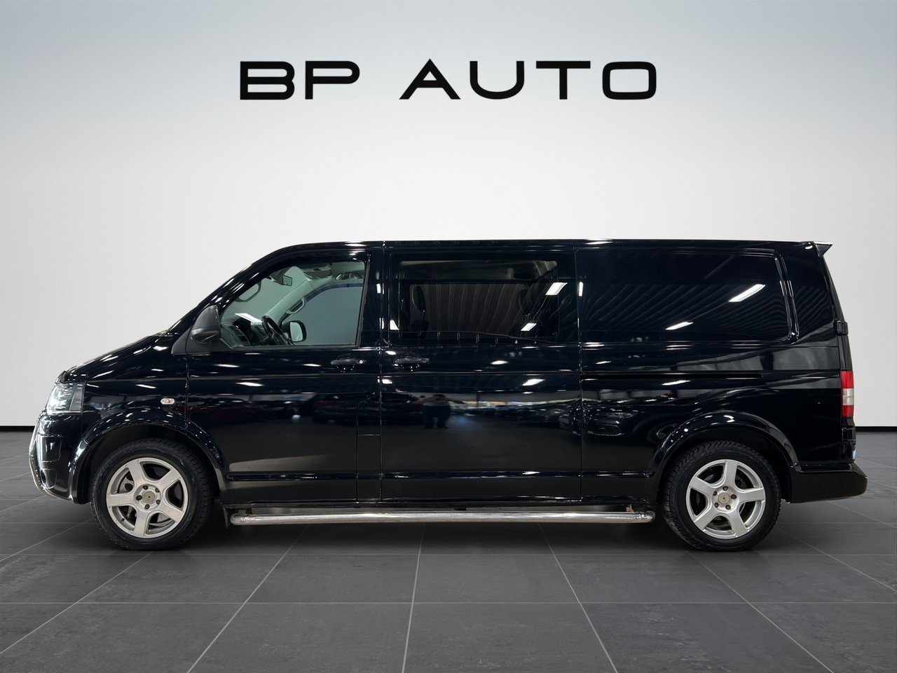 Volkswagen Transporter 2.0 BiTDI 2012, kuva 2/10