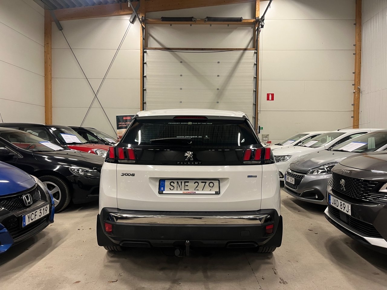 Peugeot 3008 1.2 PureTech 130 Active 2018, photo 5/10