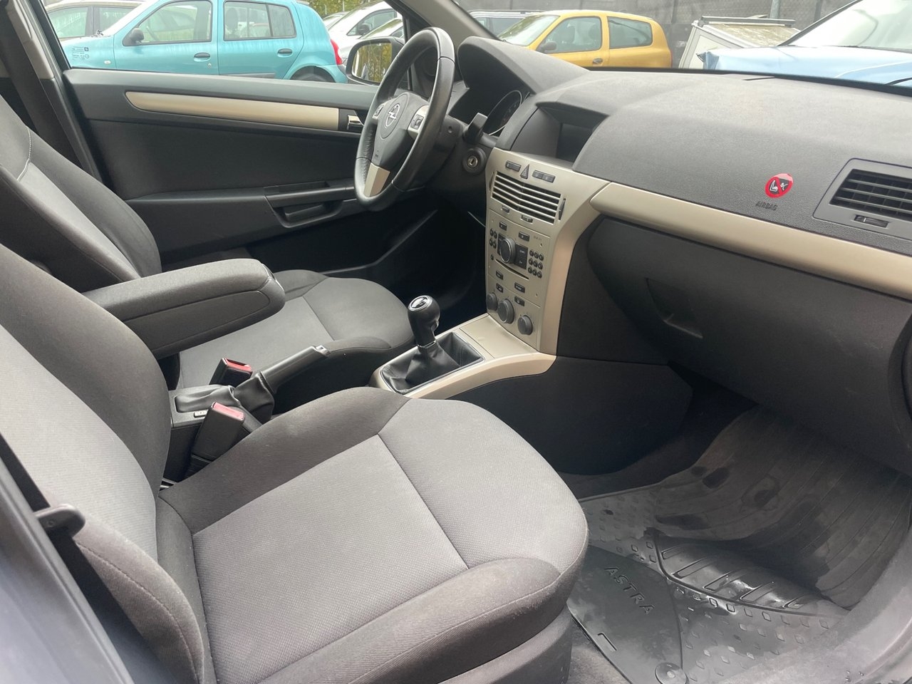 Opel Astra 1.6 2008, bild 4/8