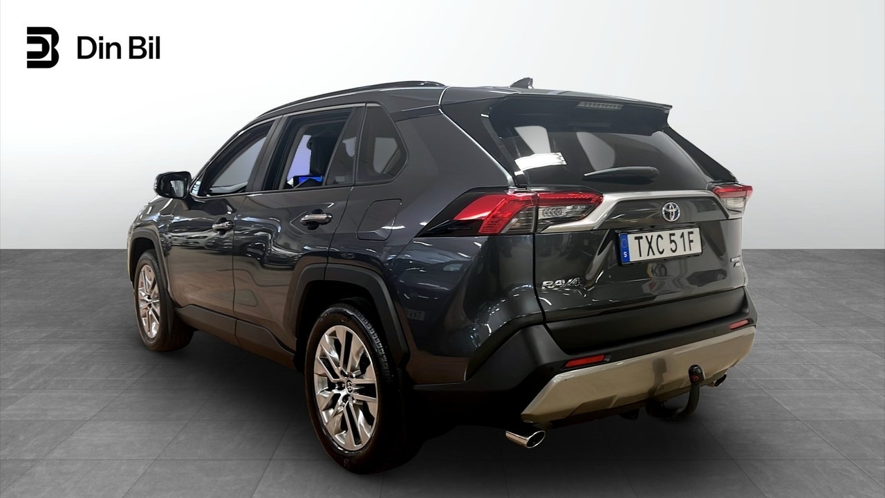Toyota RAV4 2023, photo 3/10