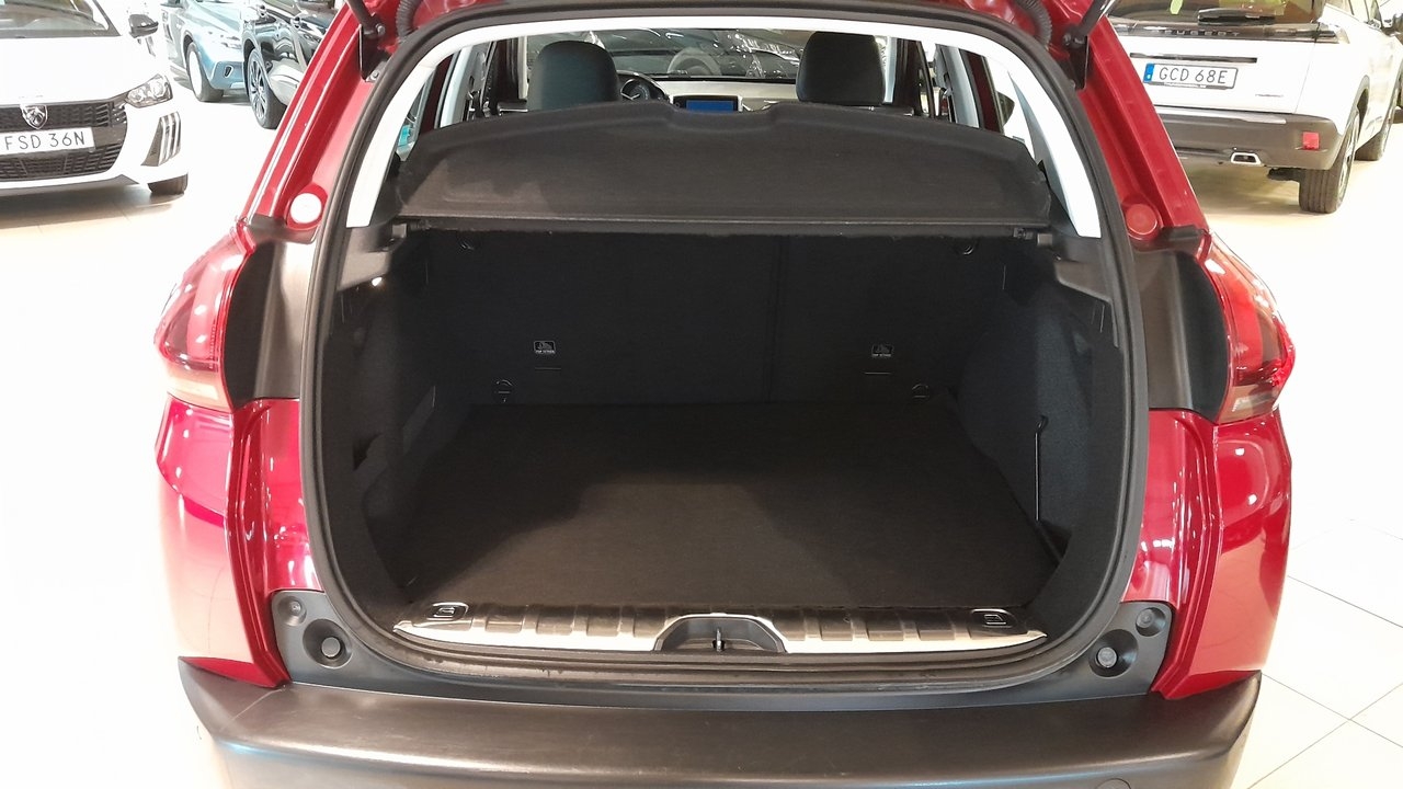 Peugeot 2008 1.2 PureTech 82 Allure 2017, kuva 6/10