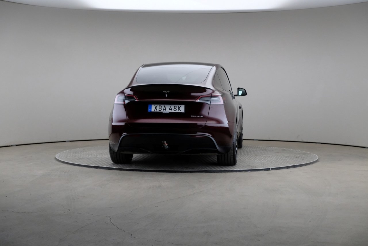 Tesla Model Y 2023, kuva 5/10