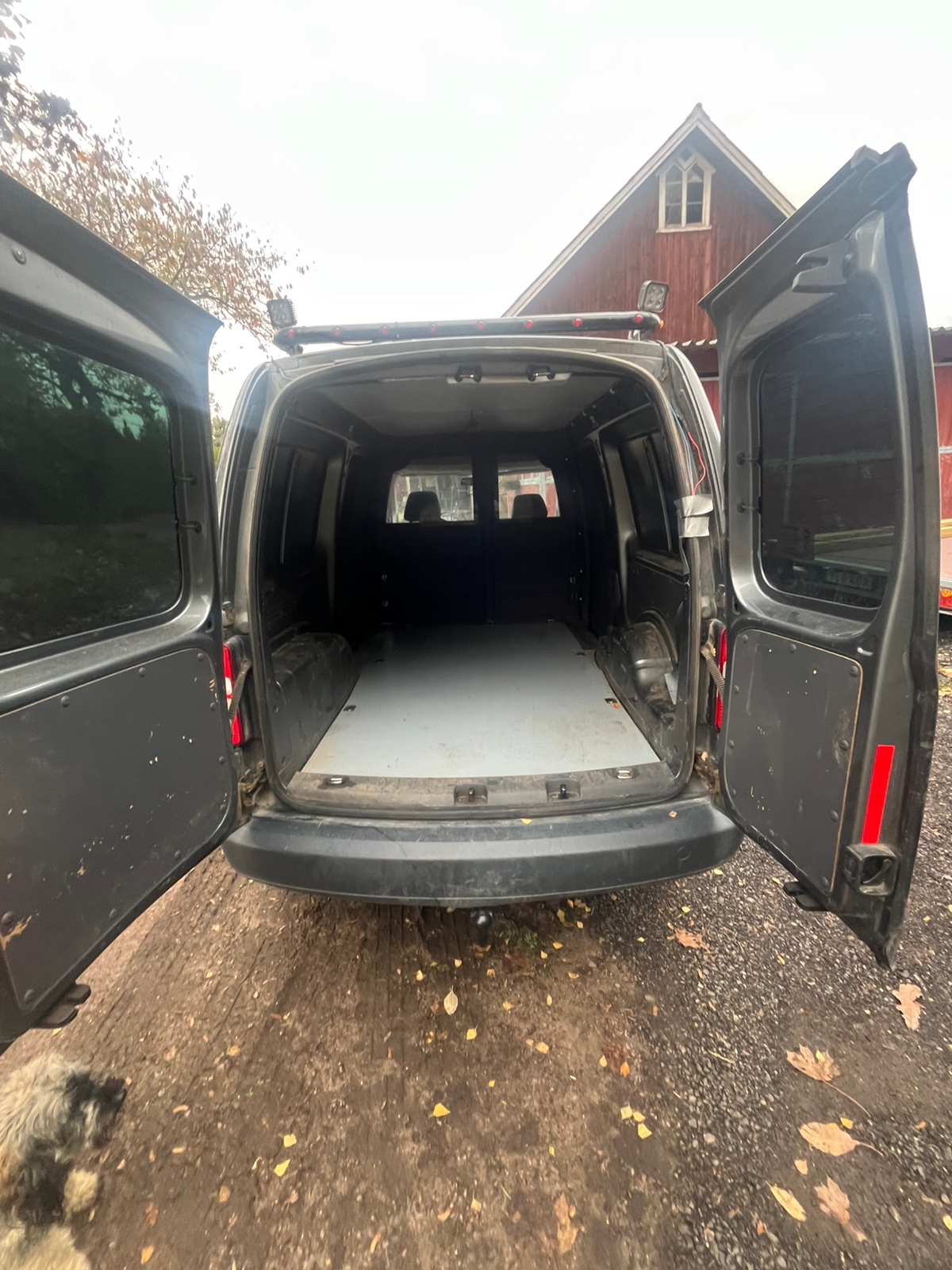 Volkswagen Caddy Maxi 2.0 TDI 2012, photo 7/10