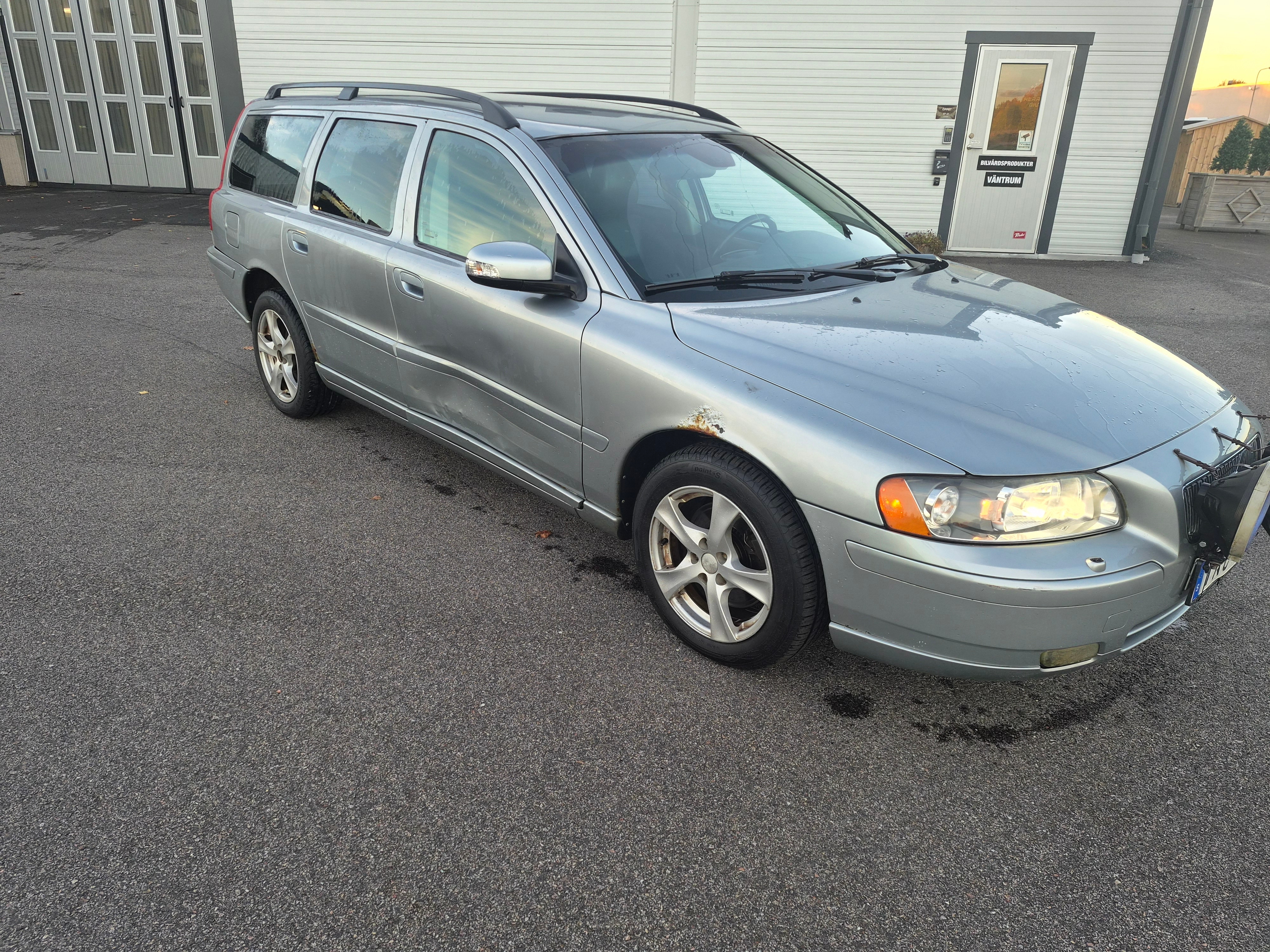 Volvo V70 D5 DPF 2007, photo 4/5