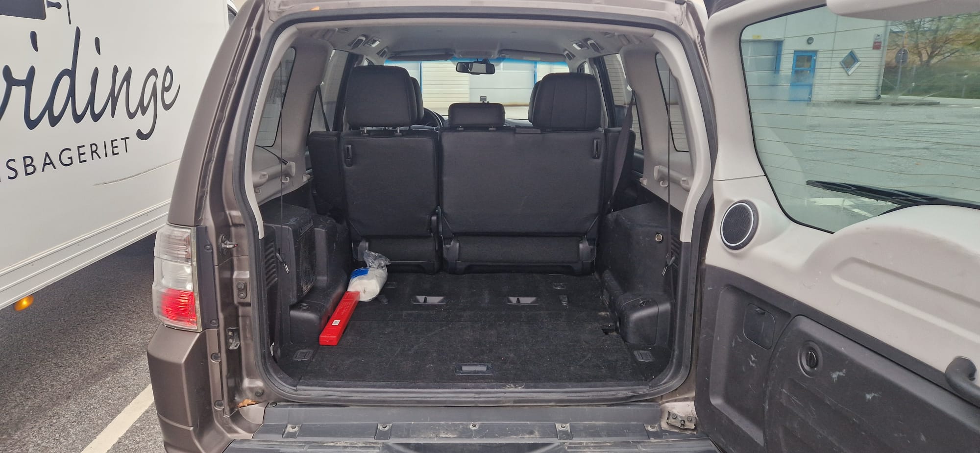 Mitsubishi Pajero 3.2 DI-D 2012, bild 7/8