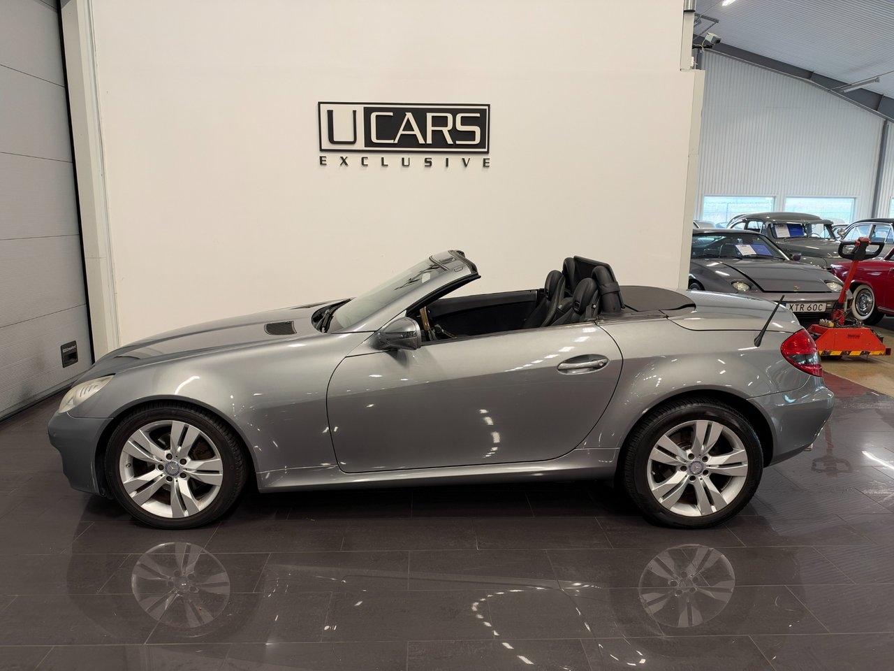 Mercedes-Benz SLK 2009, kuva 2/10