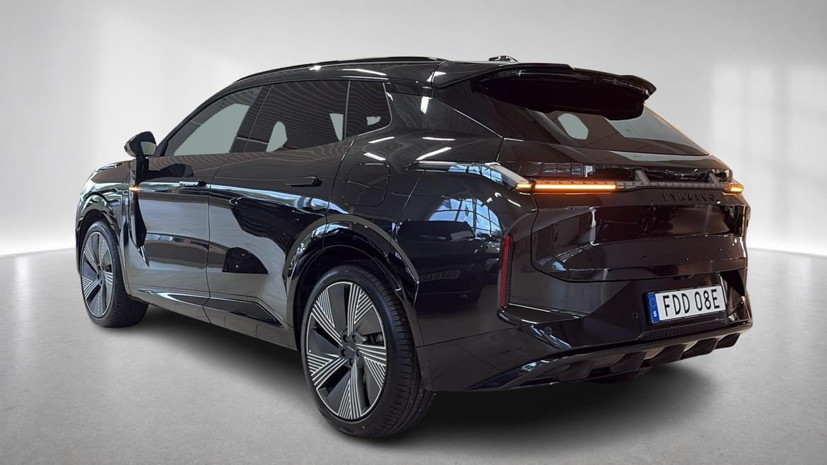 Lynk & Co 08 1.5TD PHEV More 2025, bild 2/10