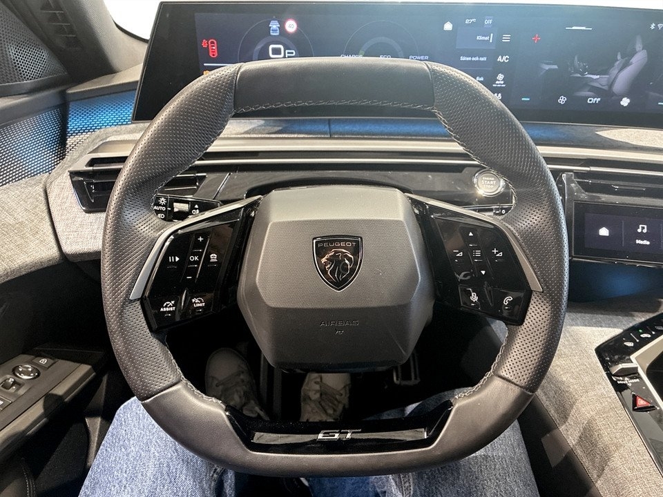 Peugeot 5008 1.2 Hybrid 145 GT 2025, bild 7/10