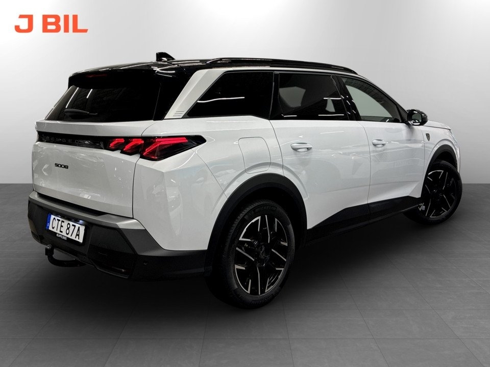 Peugeot 5008 1.2 Hybrid 145 GT 2025, bild 3/10