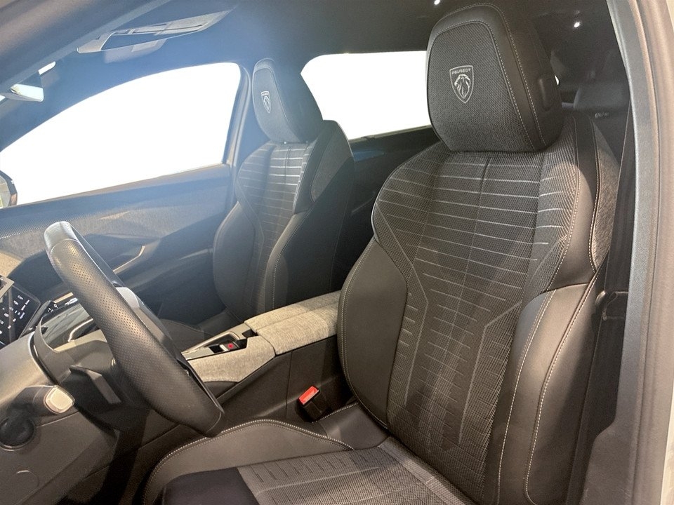 Peugeot 5008 1.2 Hybrid 145 GT 2025, bild 5/10