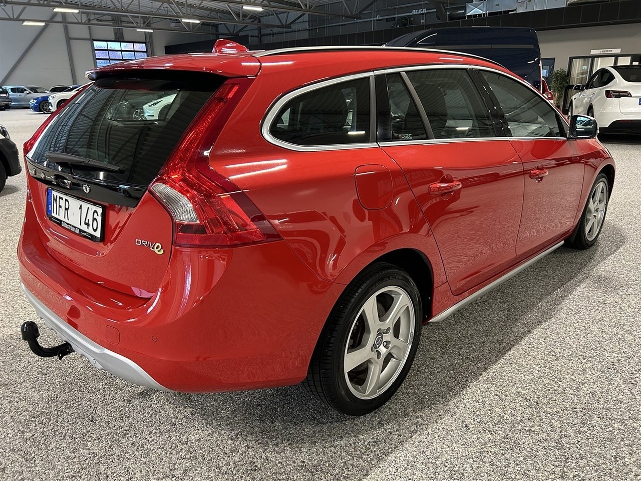Volvo V60 Momentum 2012, bild 3/10