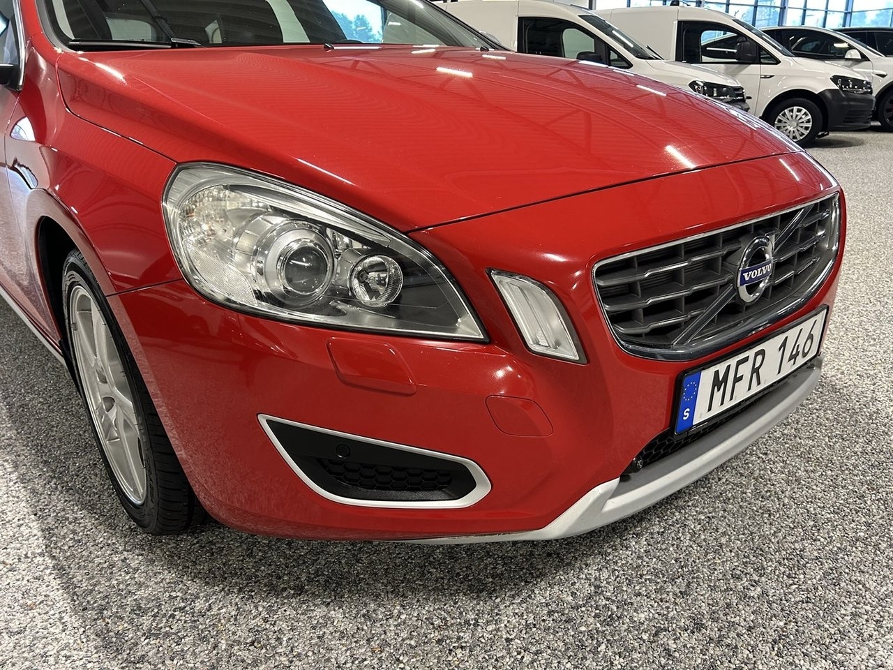 Volvo V60 Momentum 2012, bild 5/10