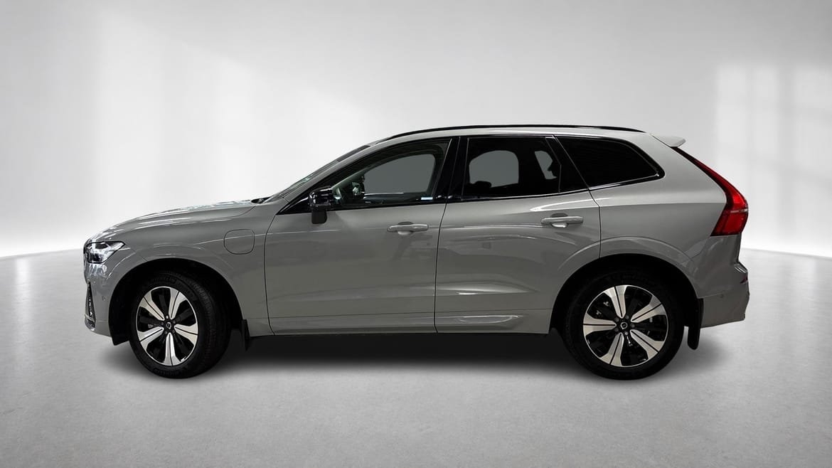 Volvo XC60 T6 Plus Dark Nordic 2025, bild 3/10