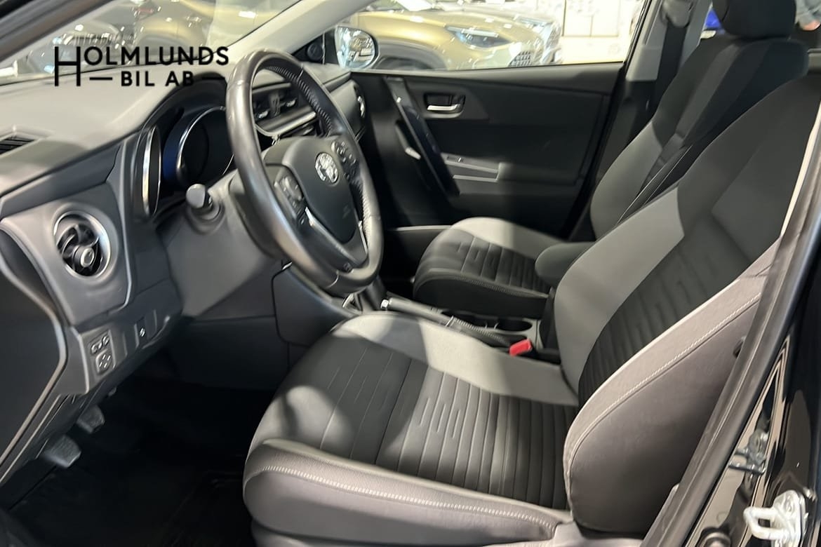 Toyota Auris 1.2 T 2015, bild 6/10