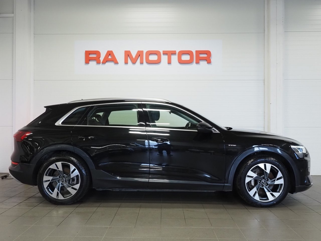 Audi e-tron 55 Proline 2023, bild 5/26