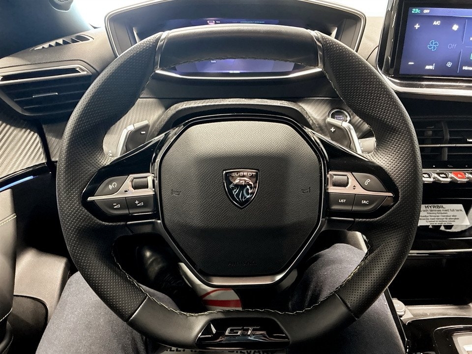 Peugeot 2008 1.2 PureTech 130 GT 2025, bild 7/10