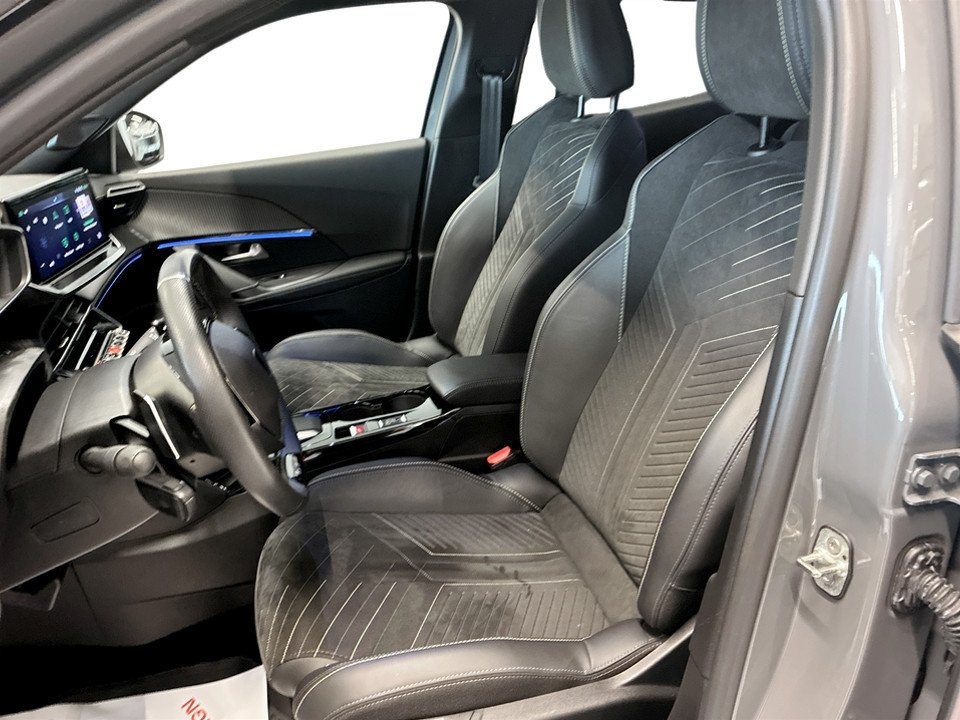 Peugeot 2008 1.2 PureTech 130 GT 2025, bild 4/10