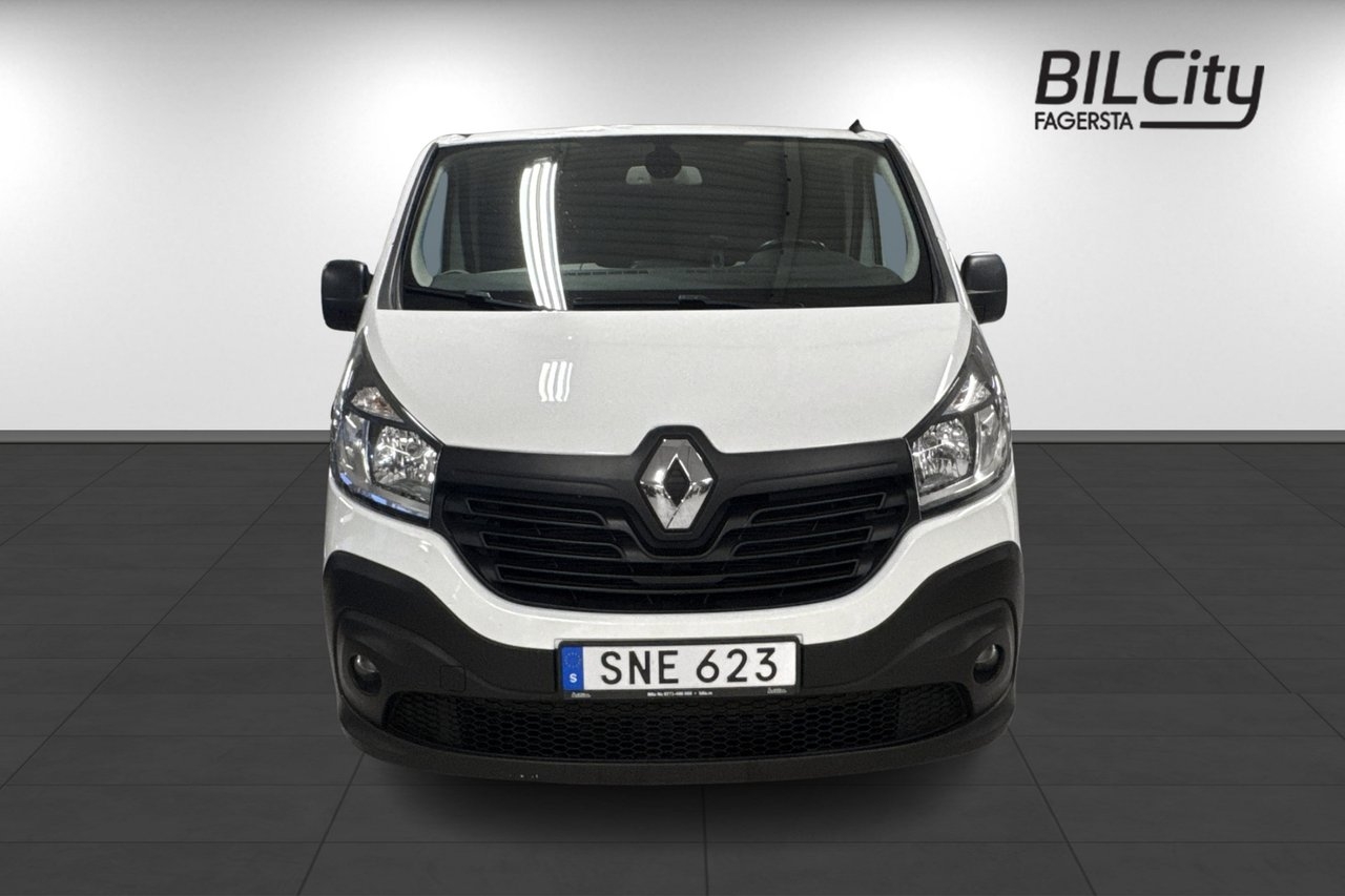 Renault Trafic 2016, photo 2/10