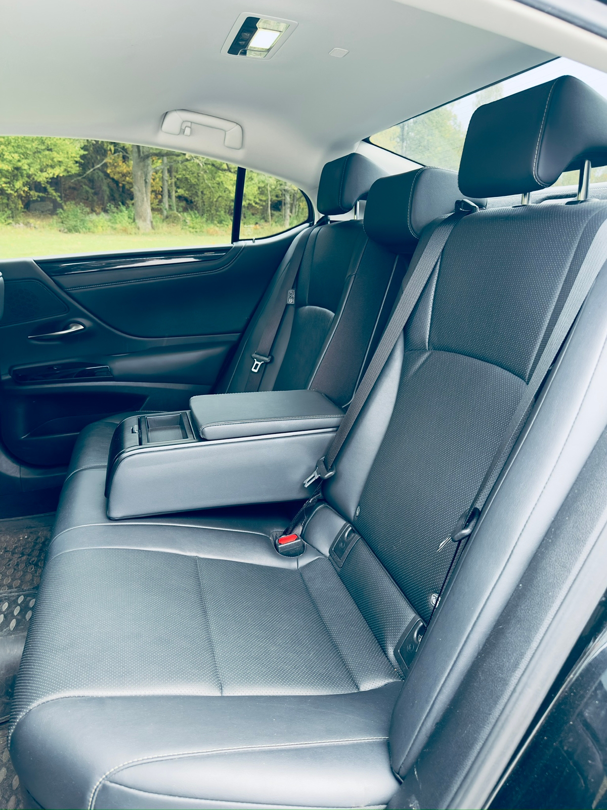 Lexus ES 300h 2023, bild 6/7