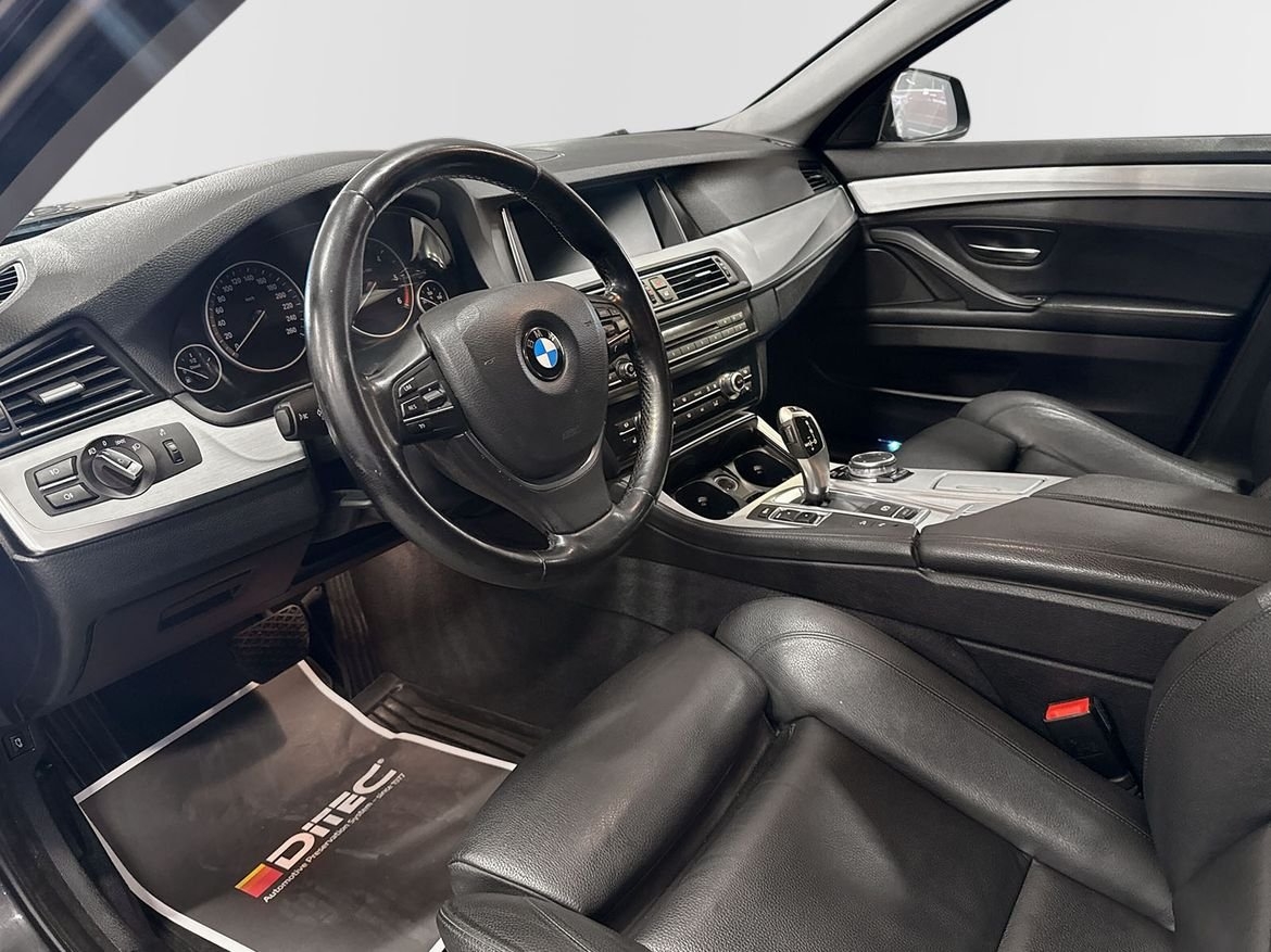 BMW 520d 2016, bild 7/10