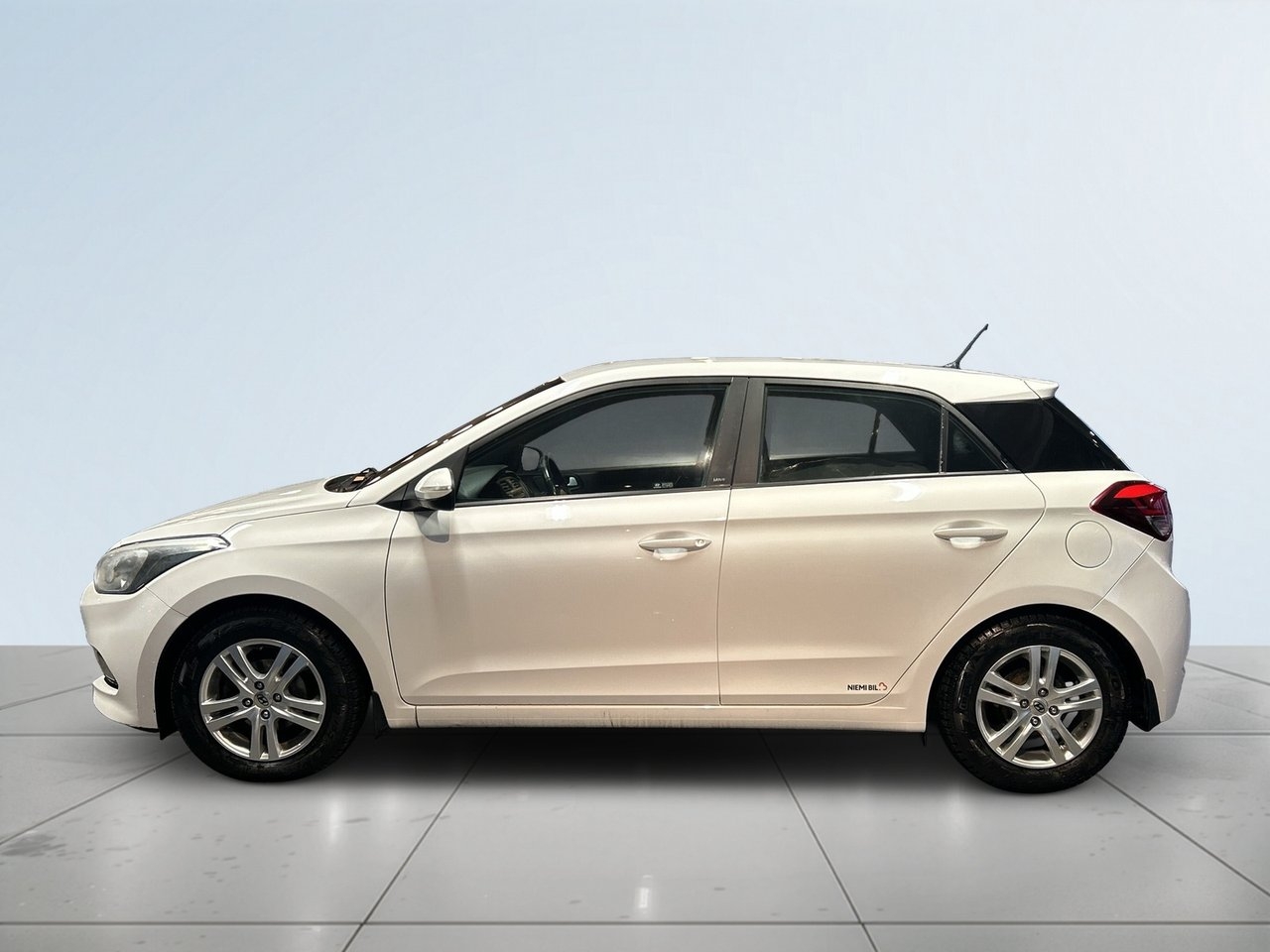 Hyundai i20 1.2 Comfort 2018, bild 4/18