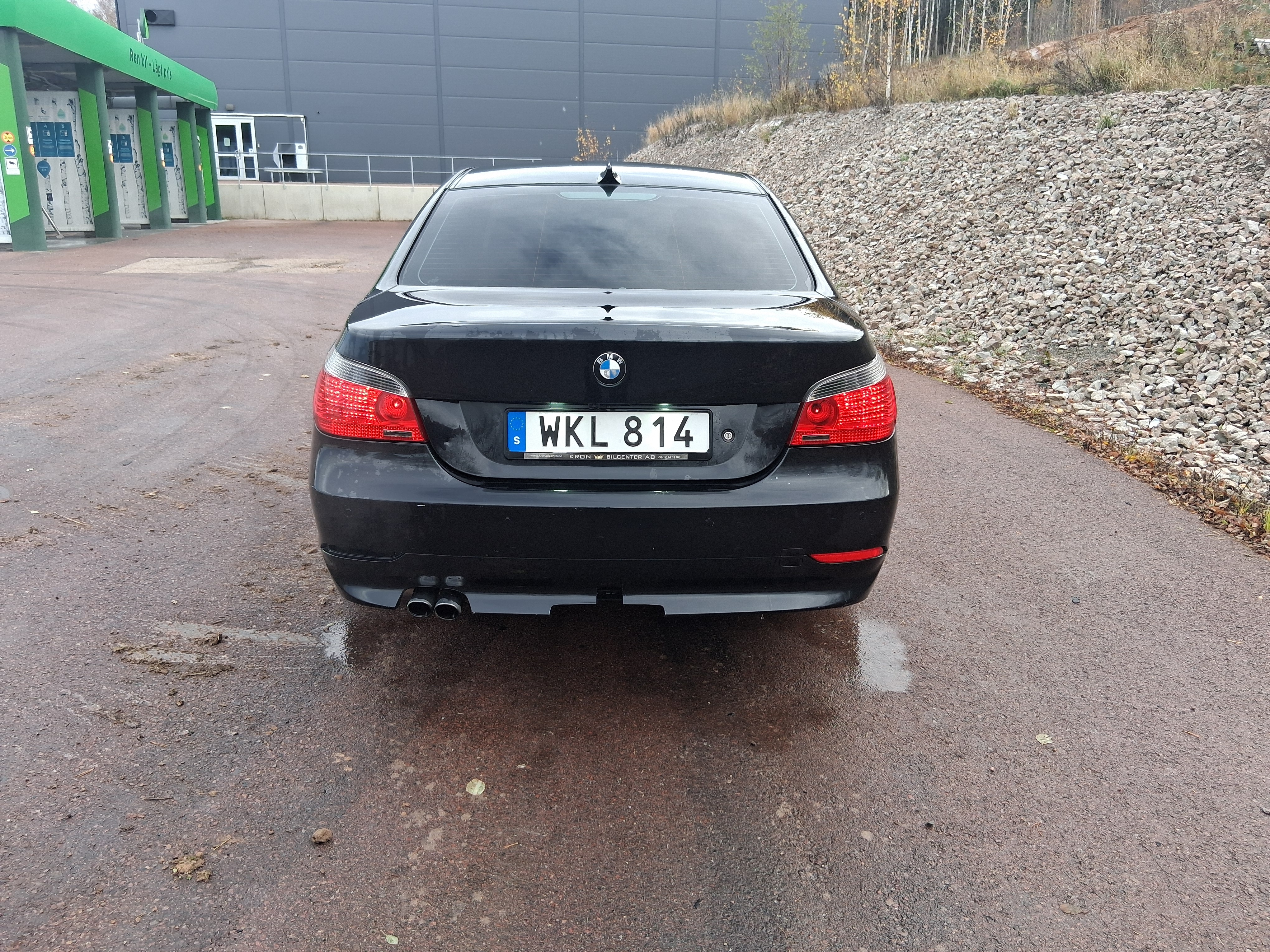BMW 525i 2005, bild 2/8