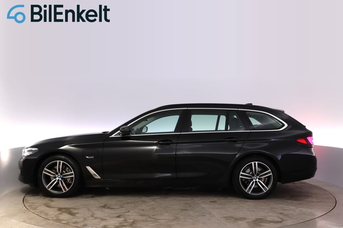 BMW 530e 2022, bild 5/10