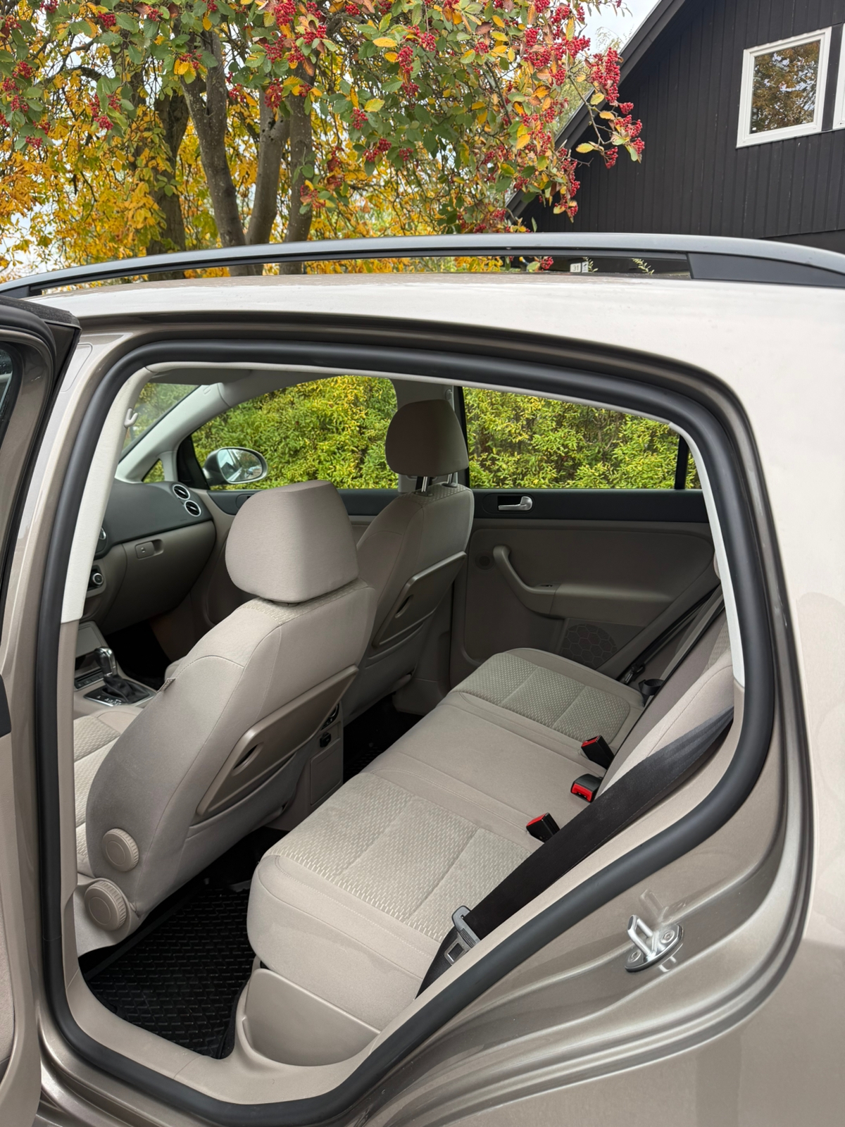 Volkswagen Golf Plus 1.6 TDI 2012, kuva 6/10