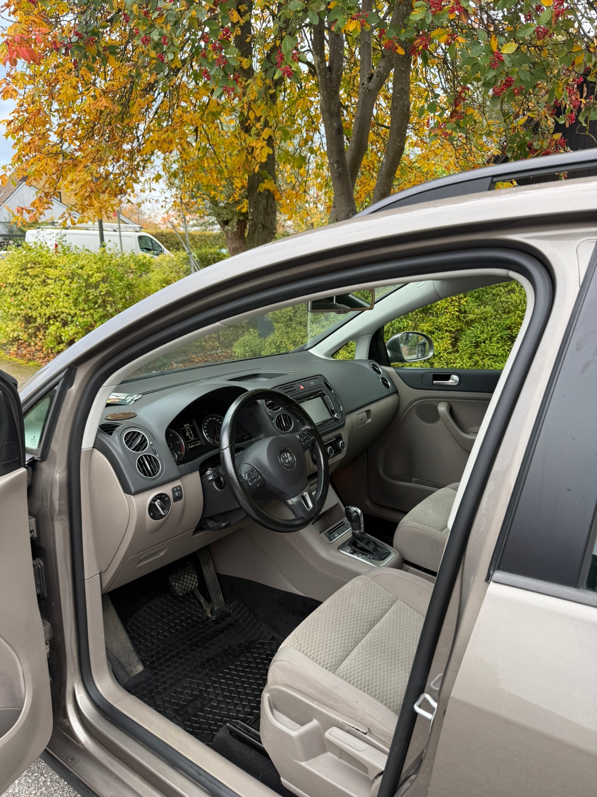 Volkswagen Golf Plus 1.6 TDI 2012, kuva 5/10