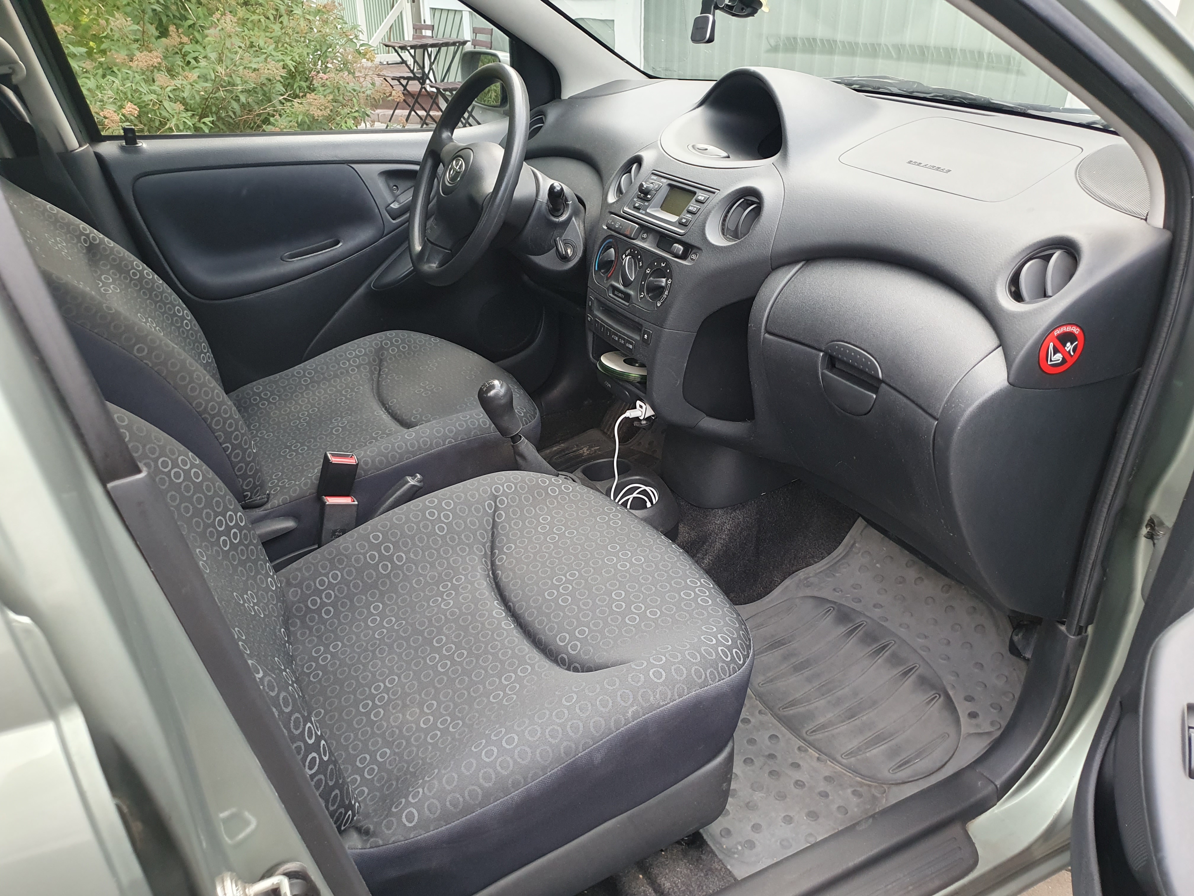 Toyota Yaris 1.0 2005, bild 6/8