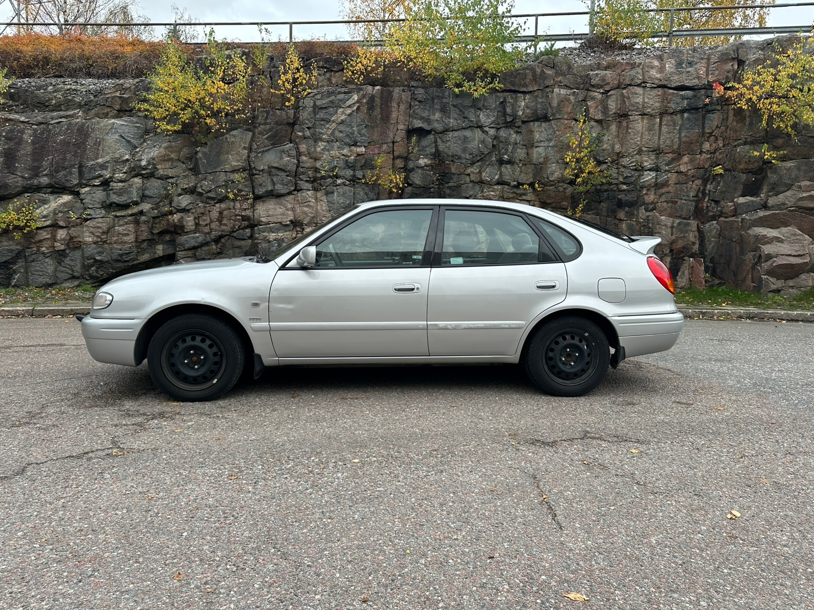 Toyota Corolla 2001, photo 2/10