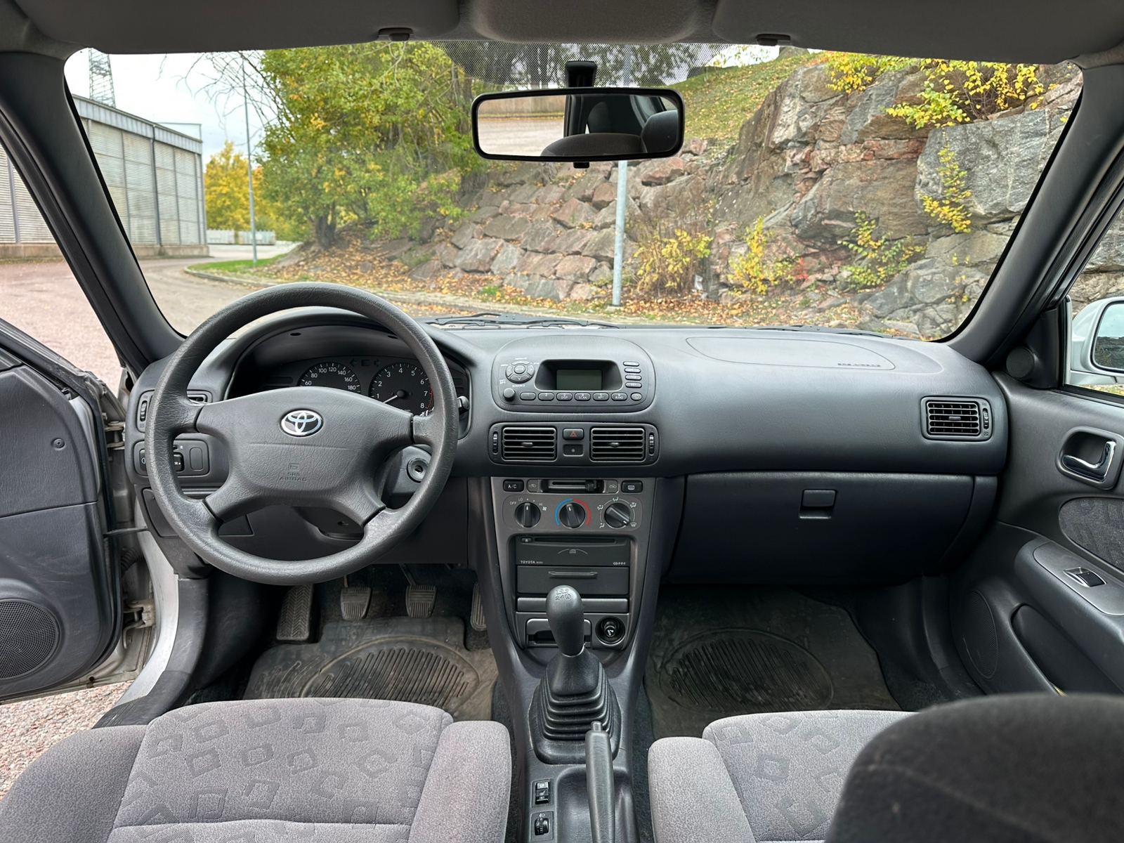 Toyota Corolla 2001, photo 6/10