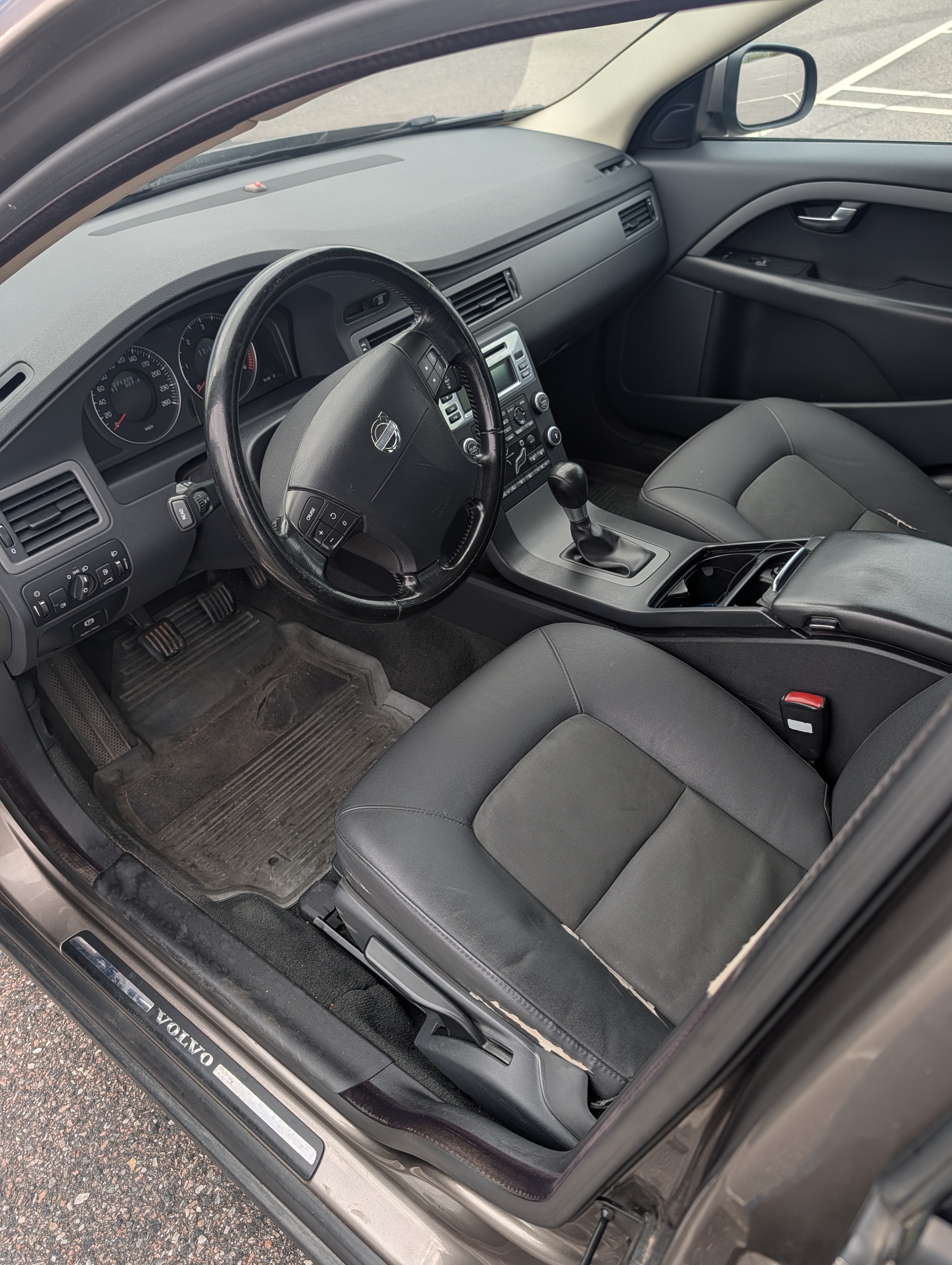 Volvo V70 2008, kuva 5/7