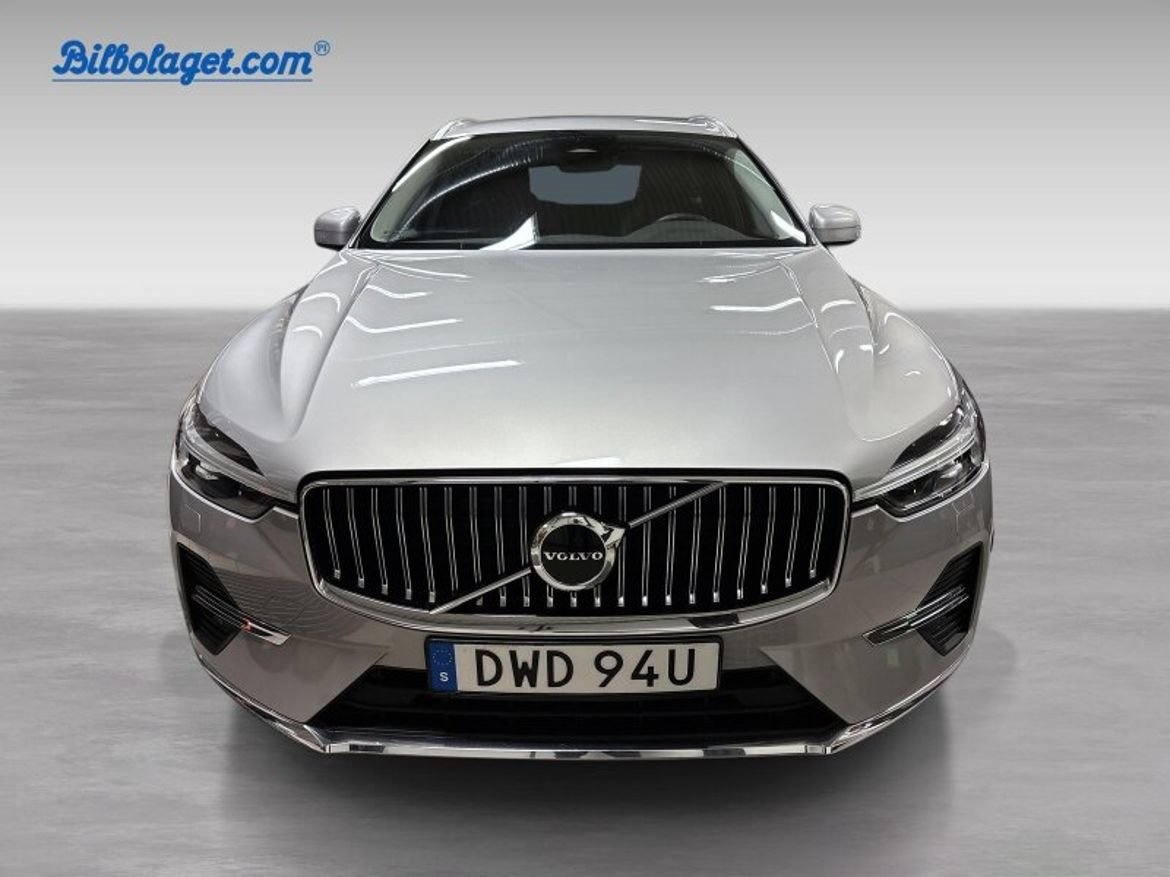 Volvo XC60 B4 Diesel Plus Bright 2023, bild 2/10