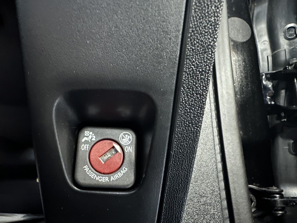 Peugeot 2008 2017, kuva 10/10