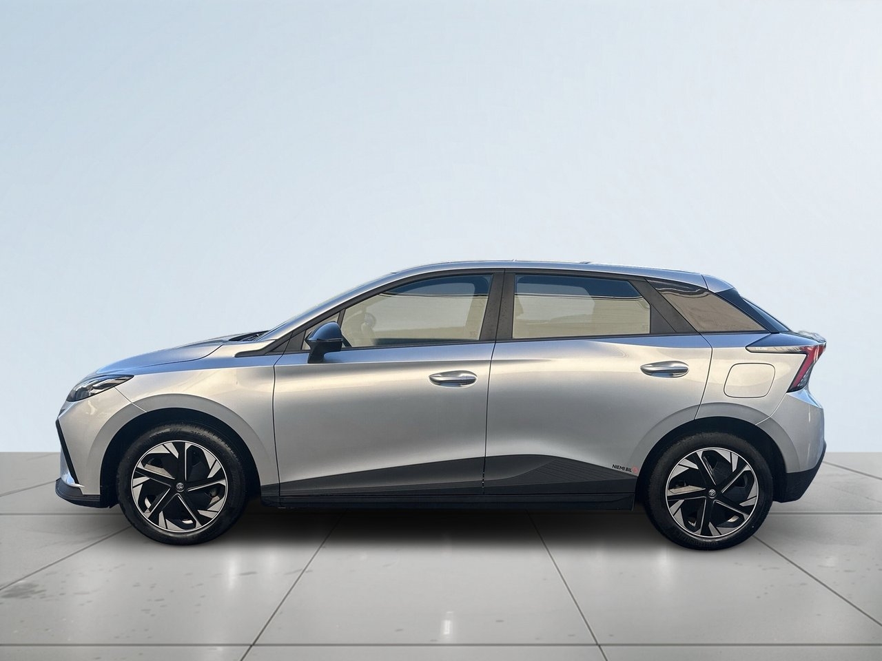 MG MG4 Electric 2023, photo 4/10