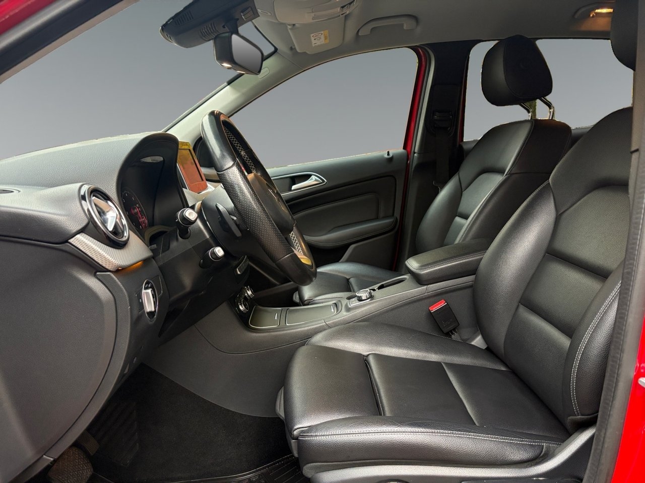 Mercedes-Benz B Urban 2017, photo 6/10
