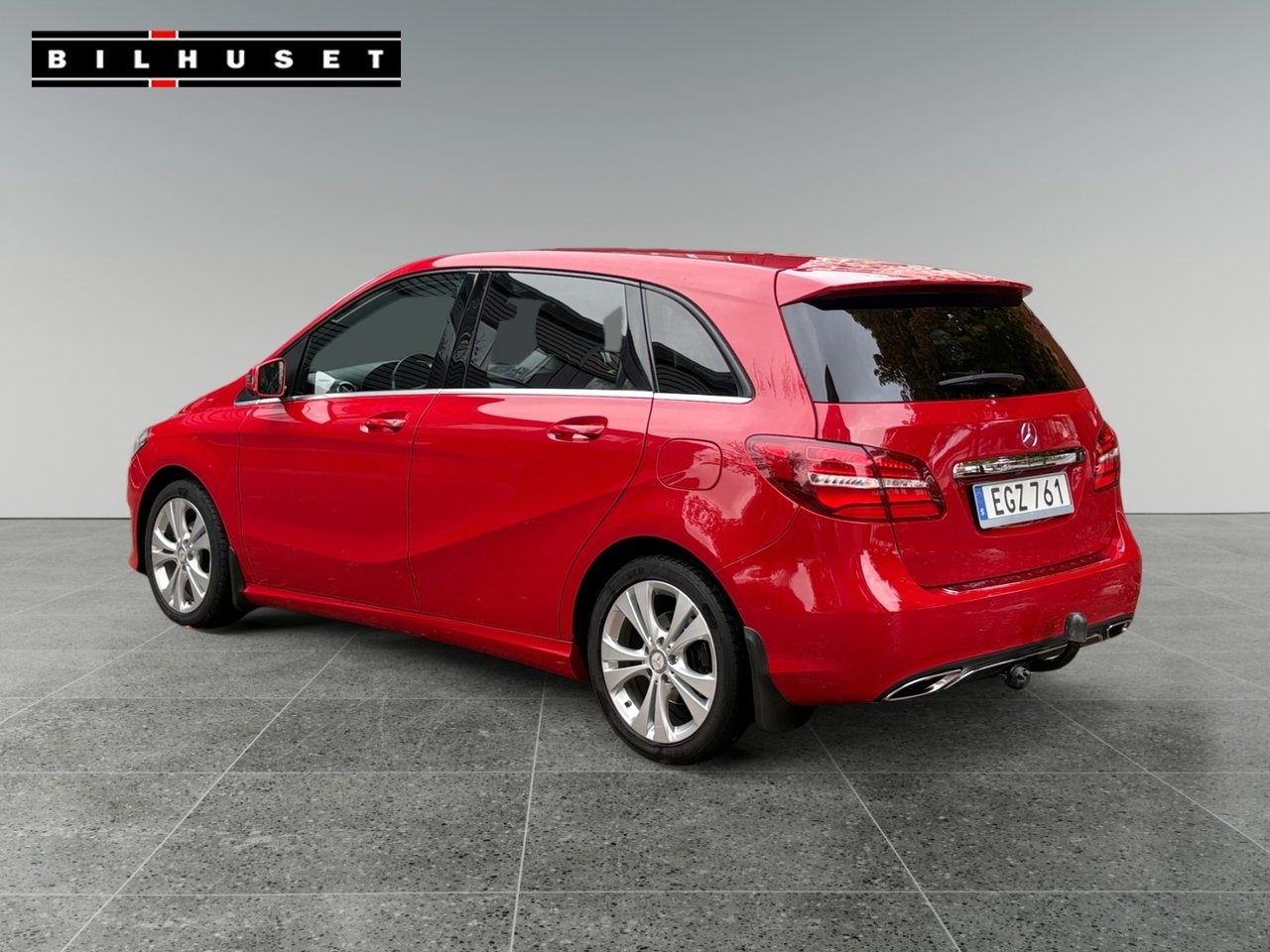 Mercedes-Benz B Urban 2017, photo 4/10
