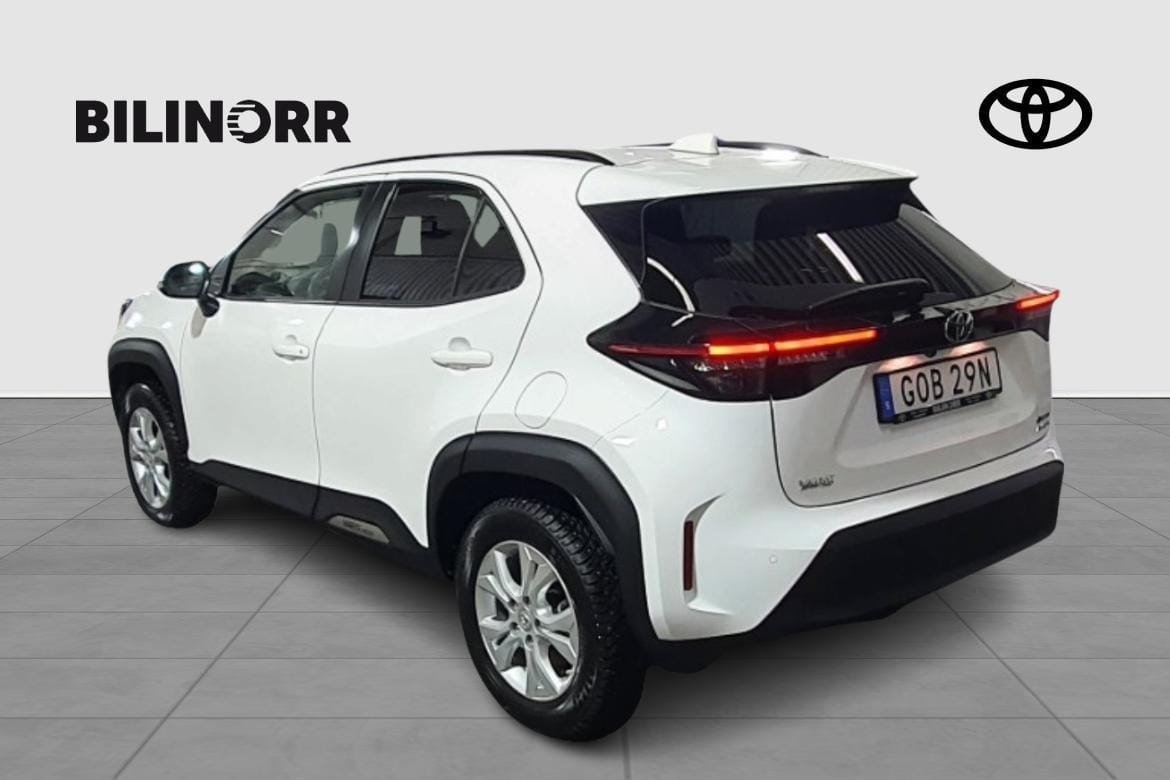 Toyota Yaris Cross Active Plus 2025, bild 3/10