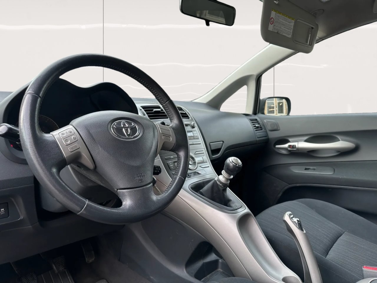 Toyota Auris 2.0 D-4D 2007, bild 6/6