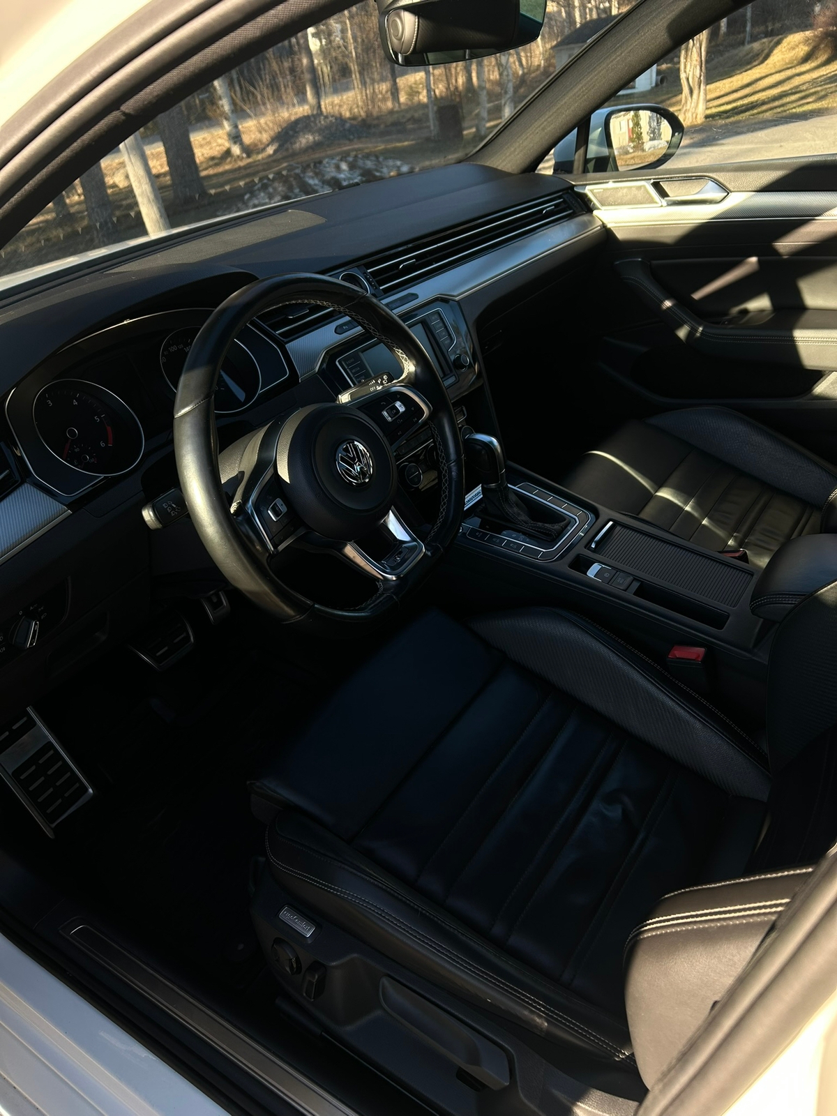 Volkswagen Passat 2.0 TDI SCR R-Line 2016, bild 5/7