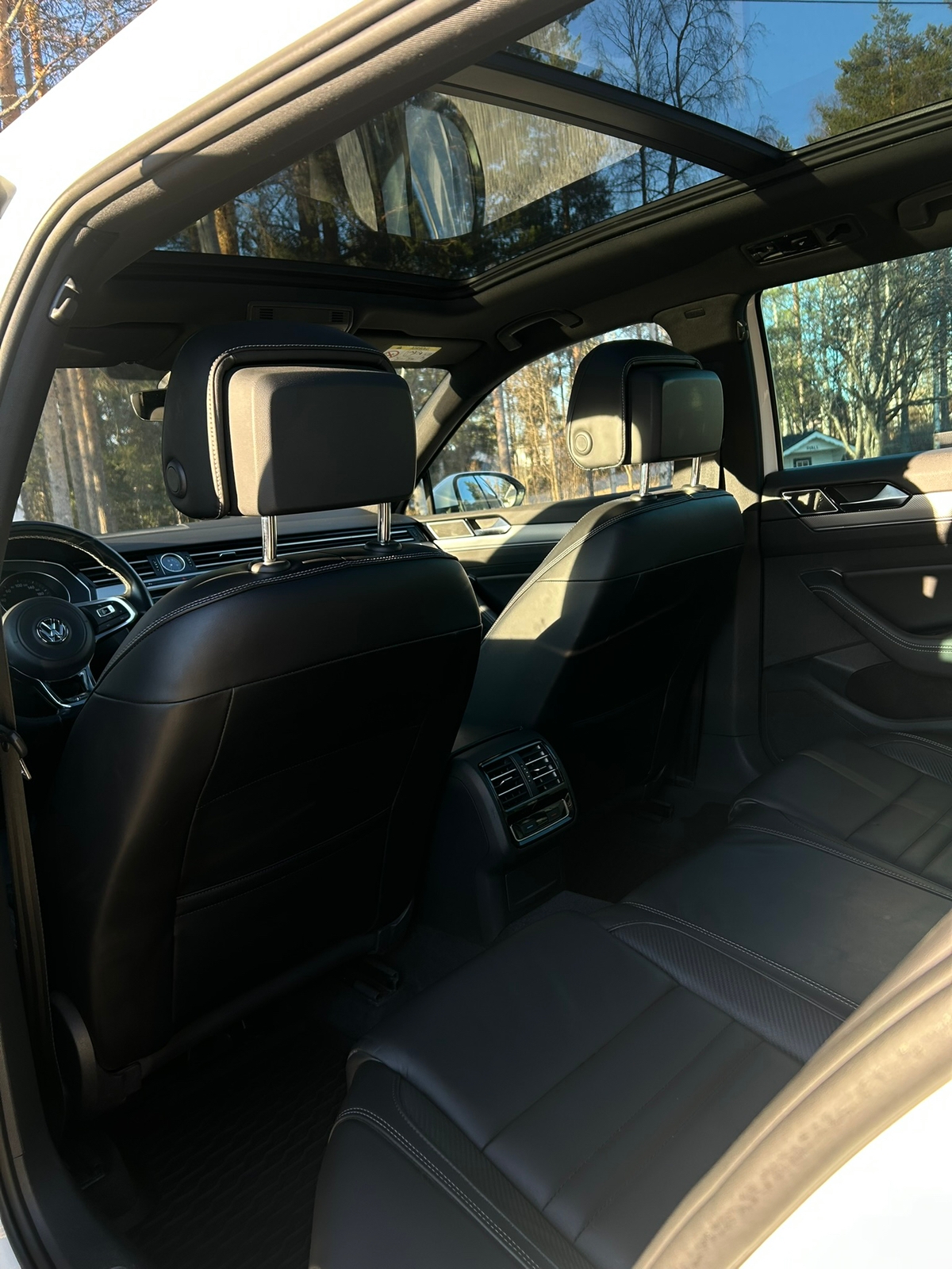 Volkswagen Passat 2.0 TDI SCR R-Line 2016, bild 6/7