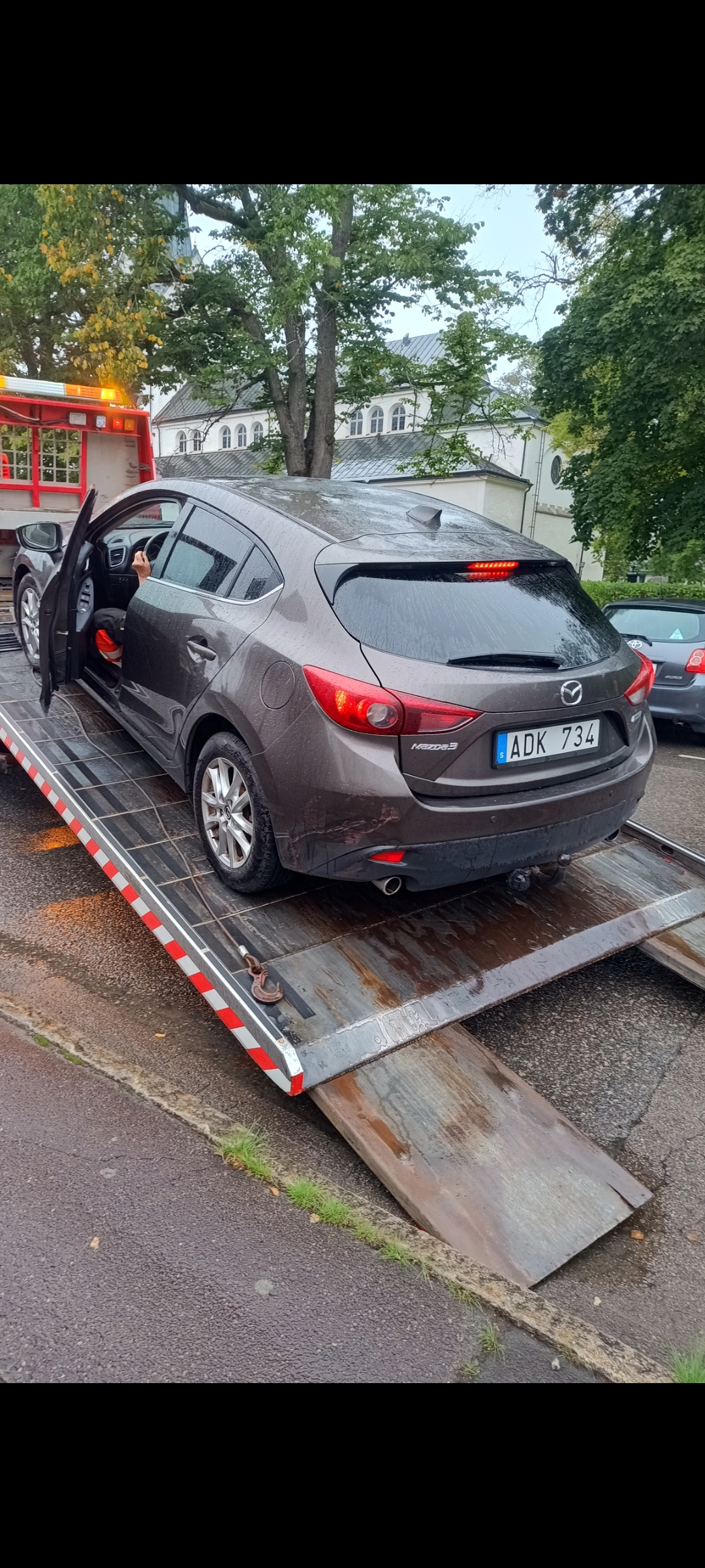 Mazda 3 SKYACTIV-G 120 2013, bild 3/3