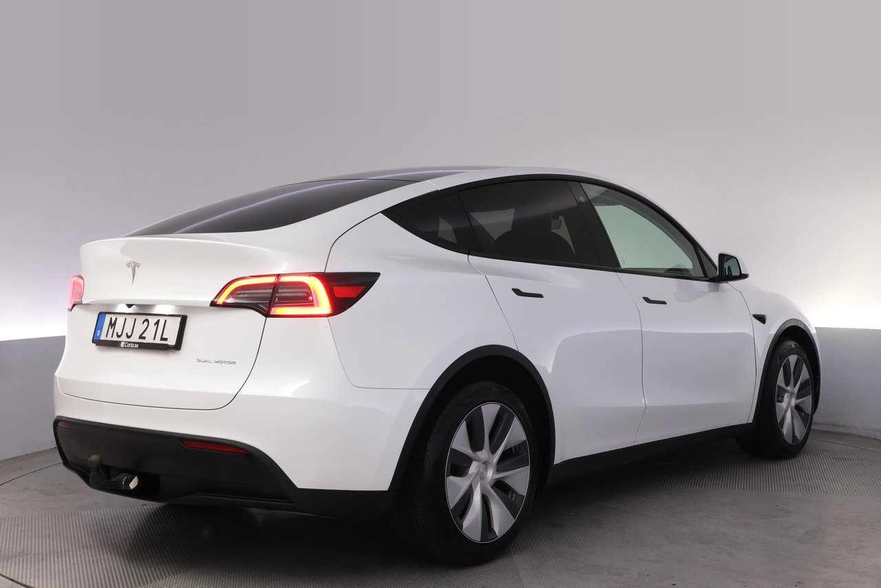 Tesla Model Y 2024, photo 5/10