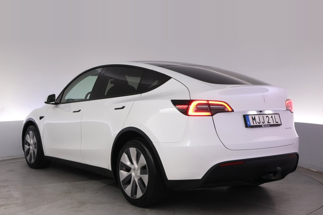 Tesla Model Y 2024, photo 4/10