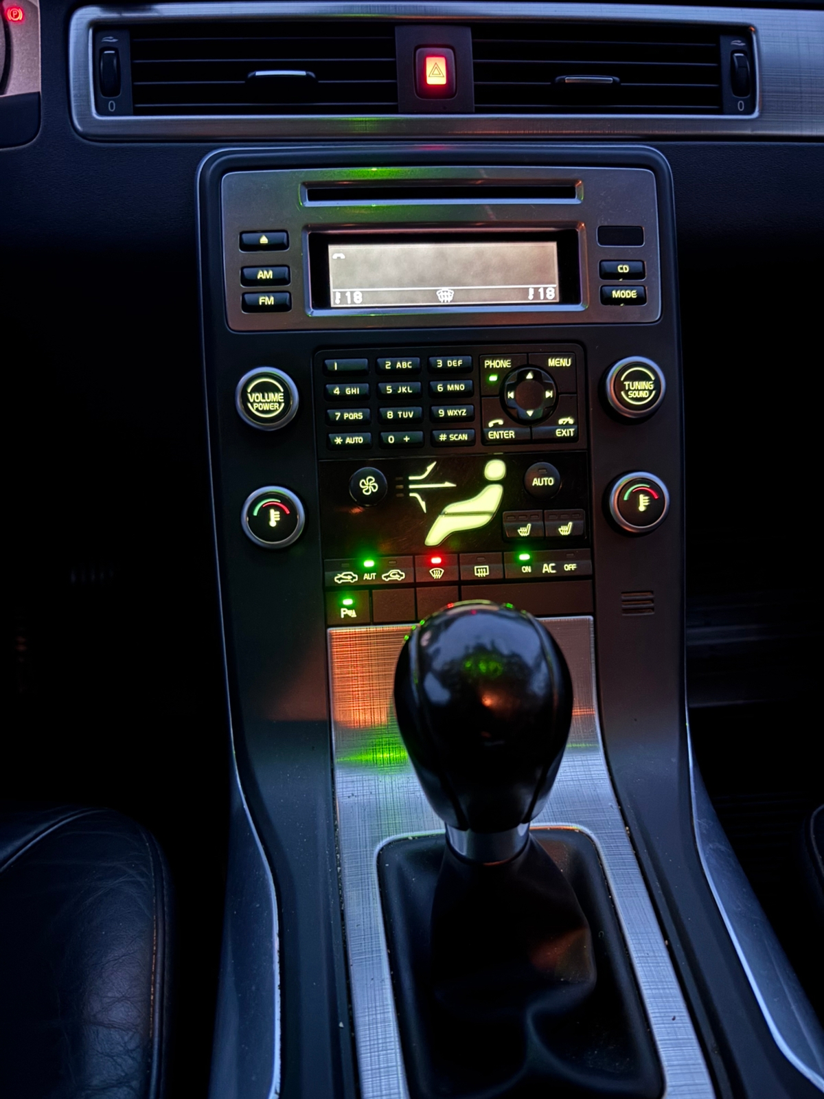 Volvo V70 D3 2011, kuva 8/8