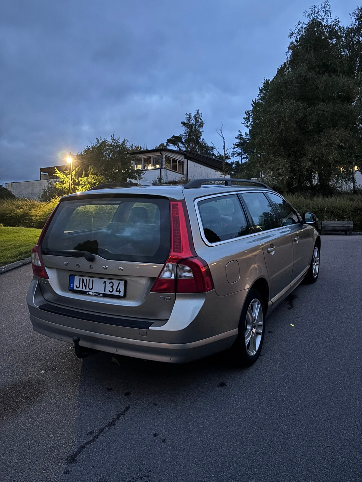 Volvo V70 D3 2011, kuva 2/8