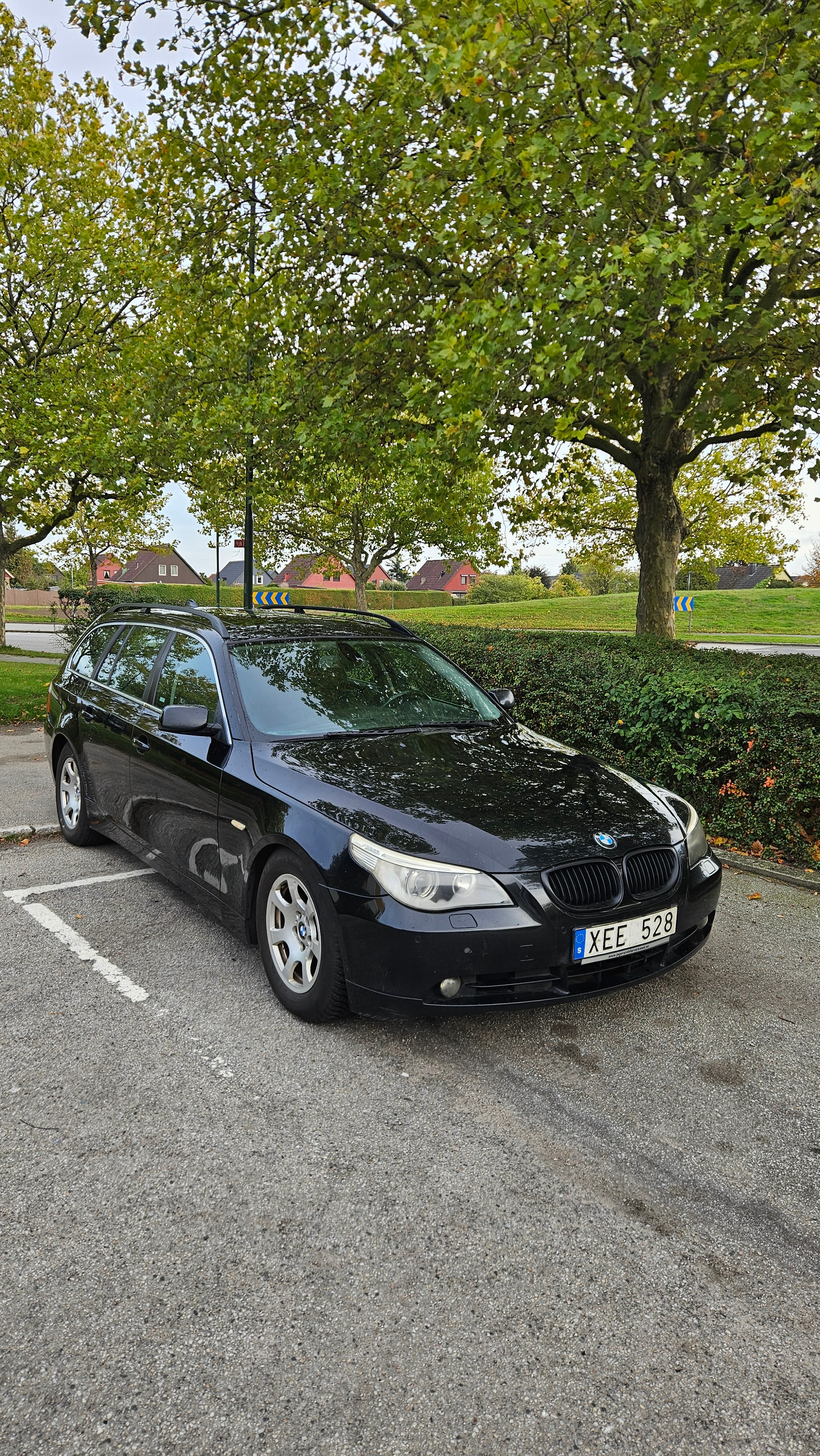 BMW 525i 2005, bild 2/5